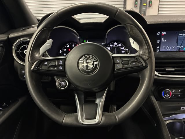 Used 2022 Alfa Romeo Stelvio Sprint AWD/4WD image 14