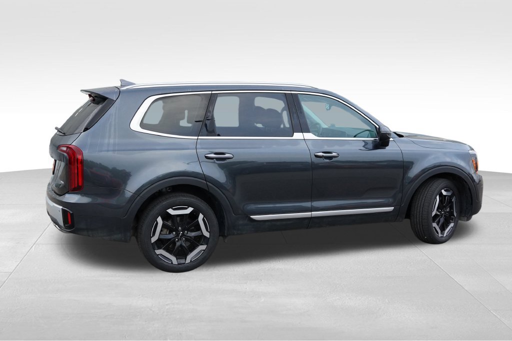 Certified 2024 Kia Telluride S AWD/4WD image 4