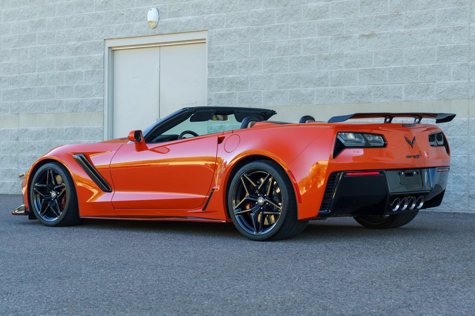 Used 2019 Chevrolet Corvette ZR1 RWD image 3