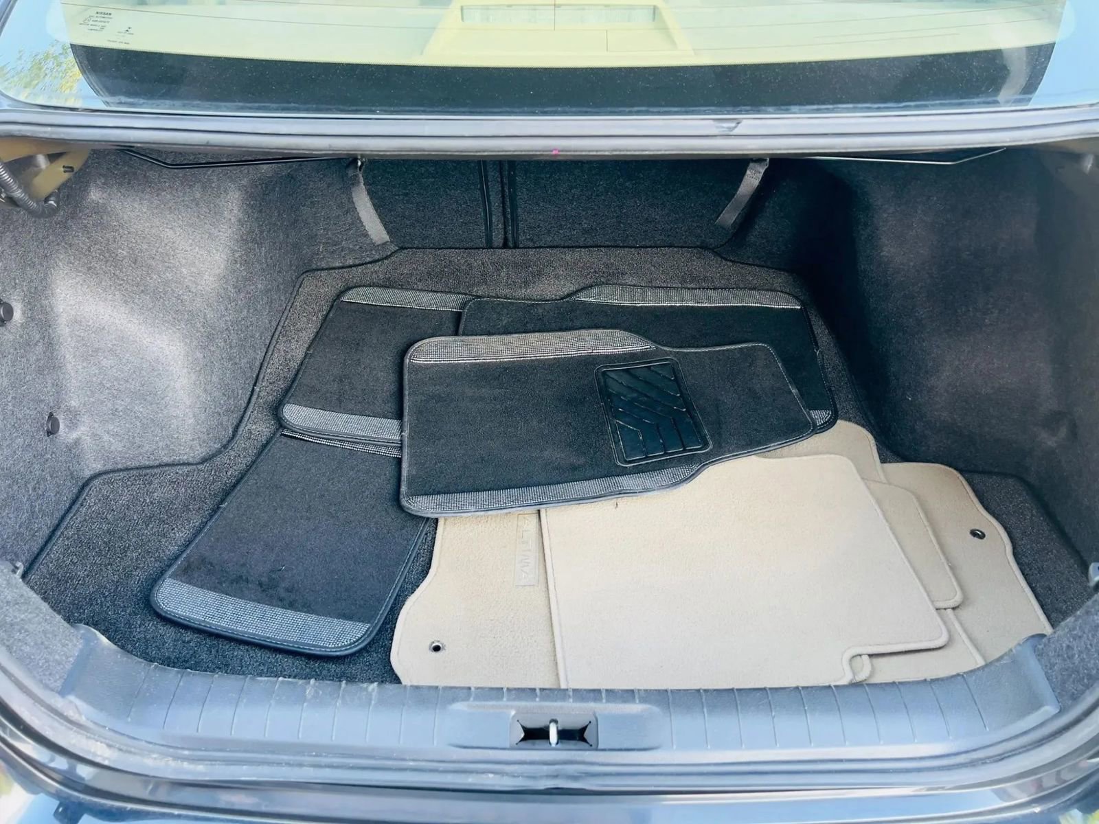 Used 2013 Nissan Altima 2.5 SL FWD image 10