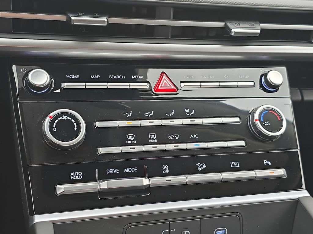Certified 2026 Hyundai Santa Fe SE FWD image 24