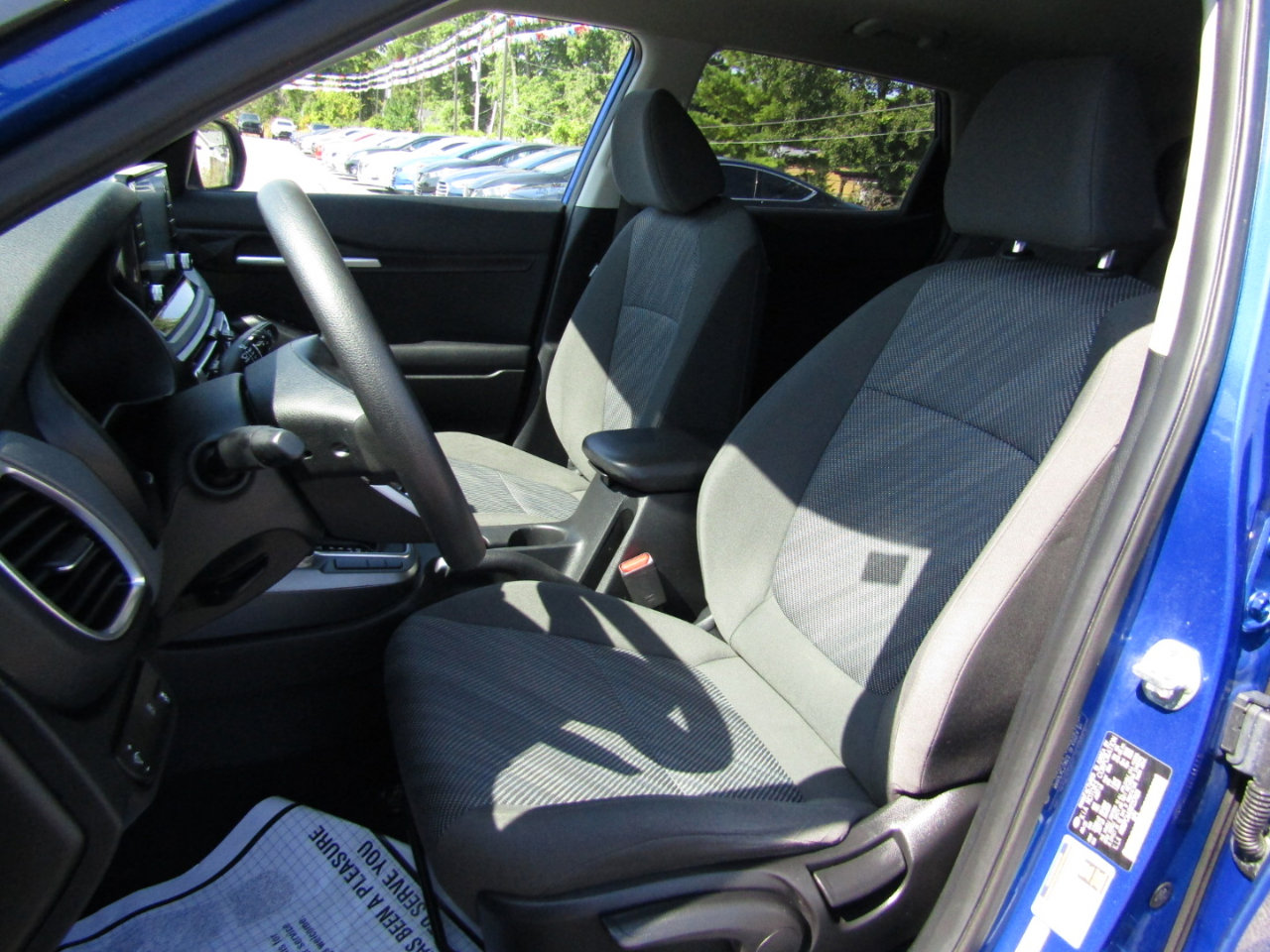 Used 2021 Kia Seltos LX image 17