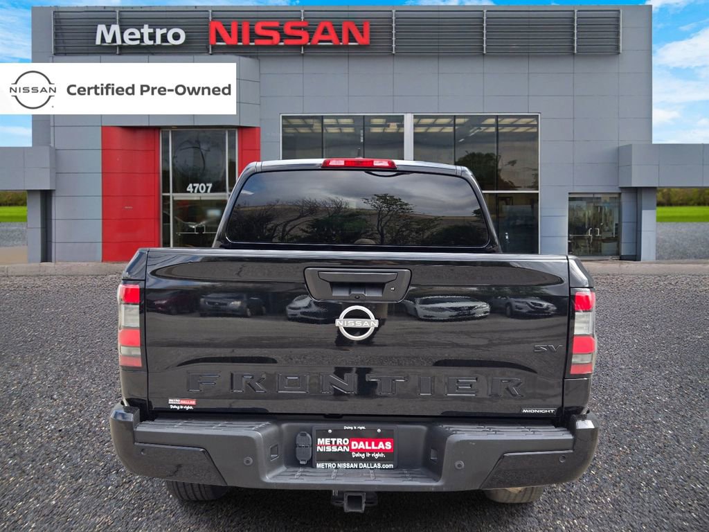 Certified 2023 Nissan Frontier SV w/ Midnight Edition Package RWD image 6