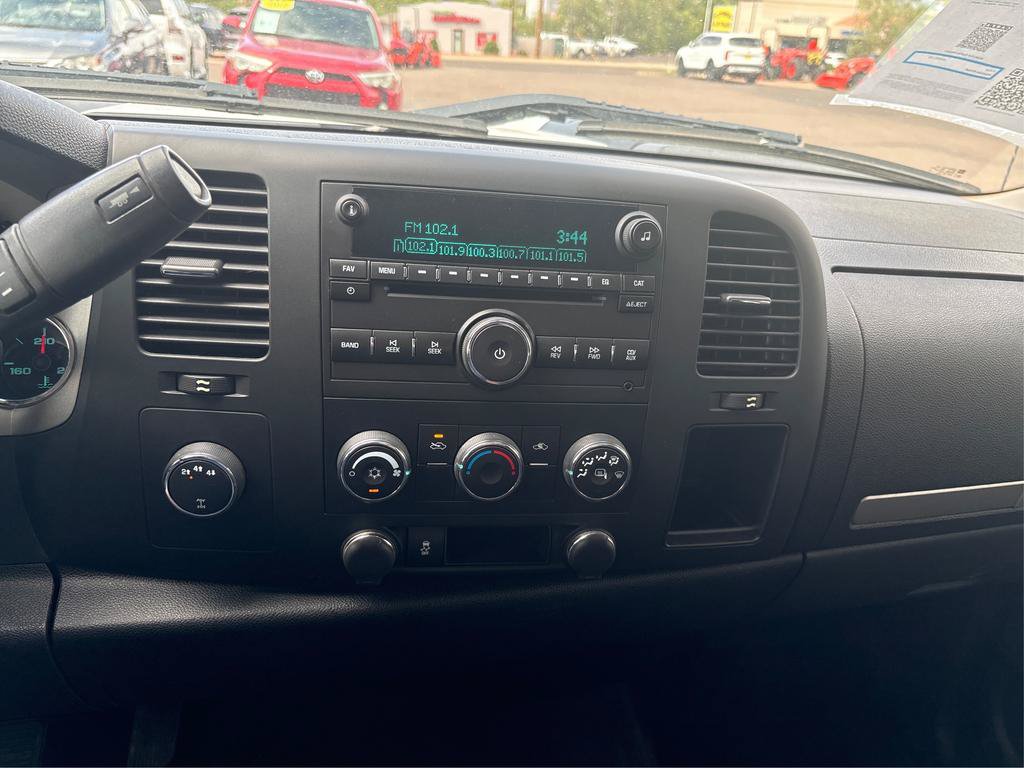 Used 2014 Chevrolet Silverado 2500 LT w/ Z71 Appearance Package AWD/4WD image 14