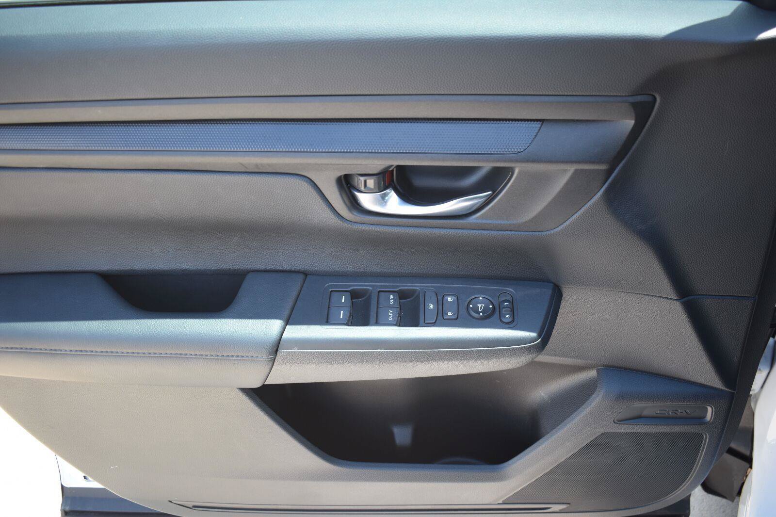 Used 2025 Honda CR-V EX image 23
