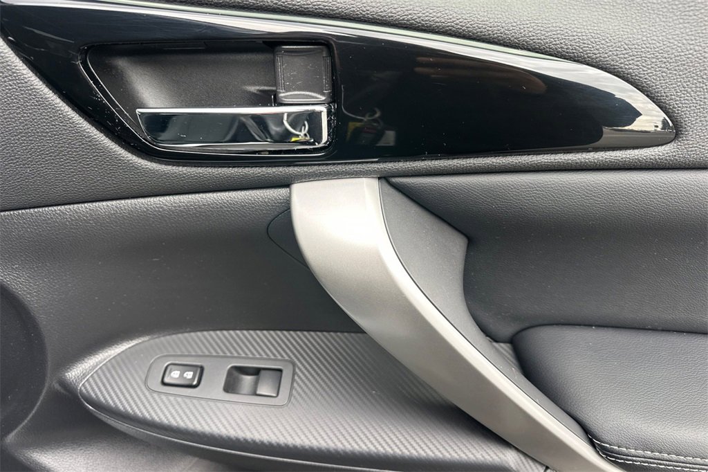 Used 2025 Mitsubishi Eclipse Cross SE image 21