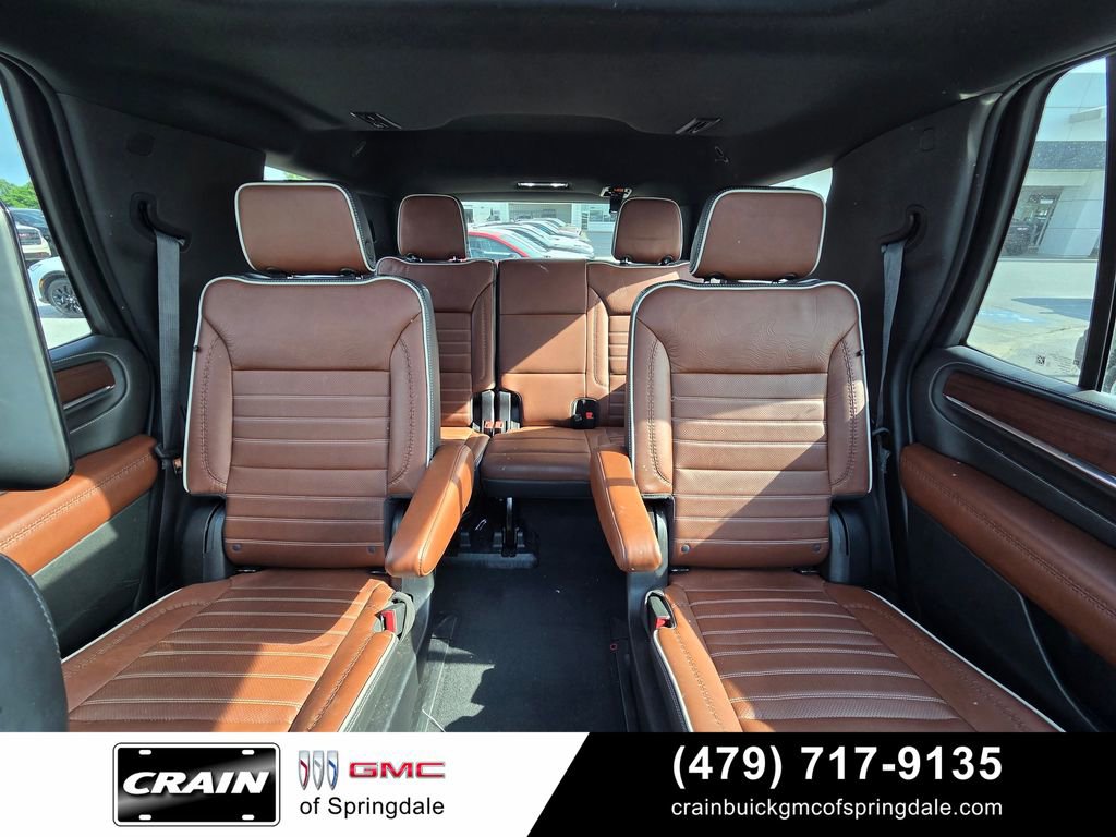 Used 2023 GMC Yukon Denali Ultimate AWD/4WD image 29
