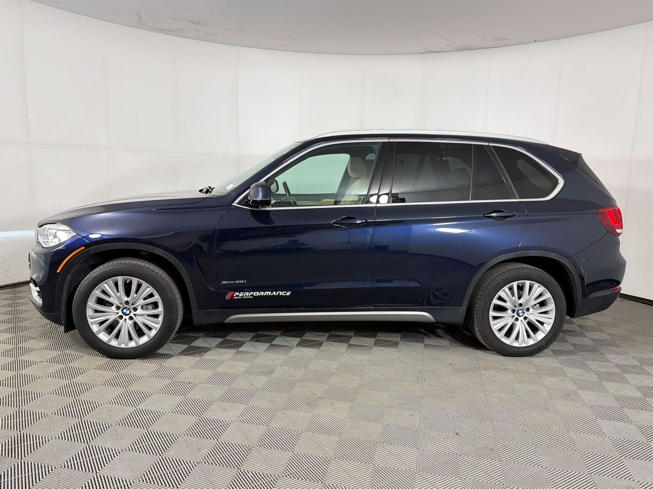 Used 2017 BMW X5 xDrive35i image 2