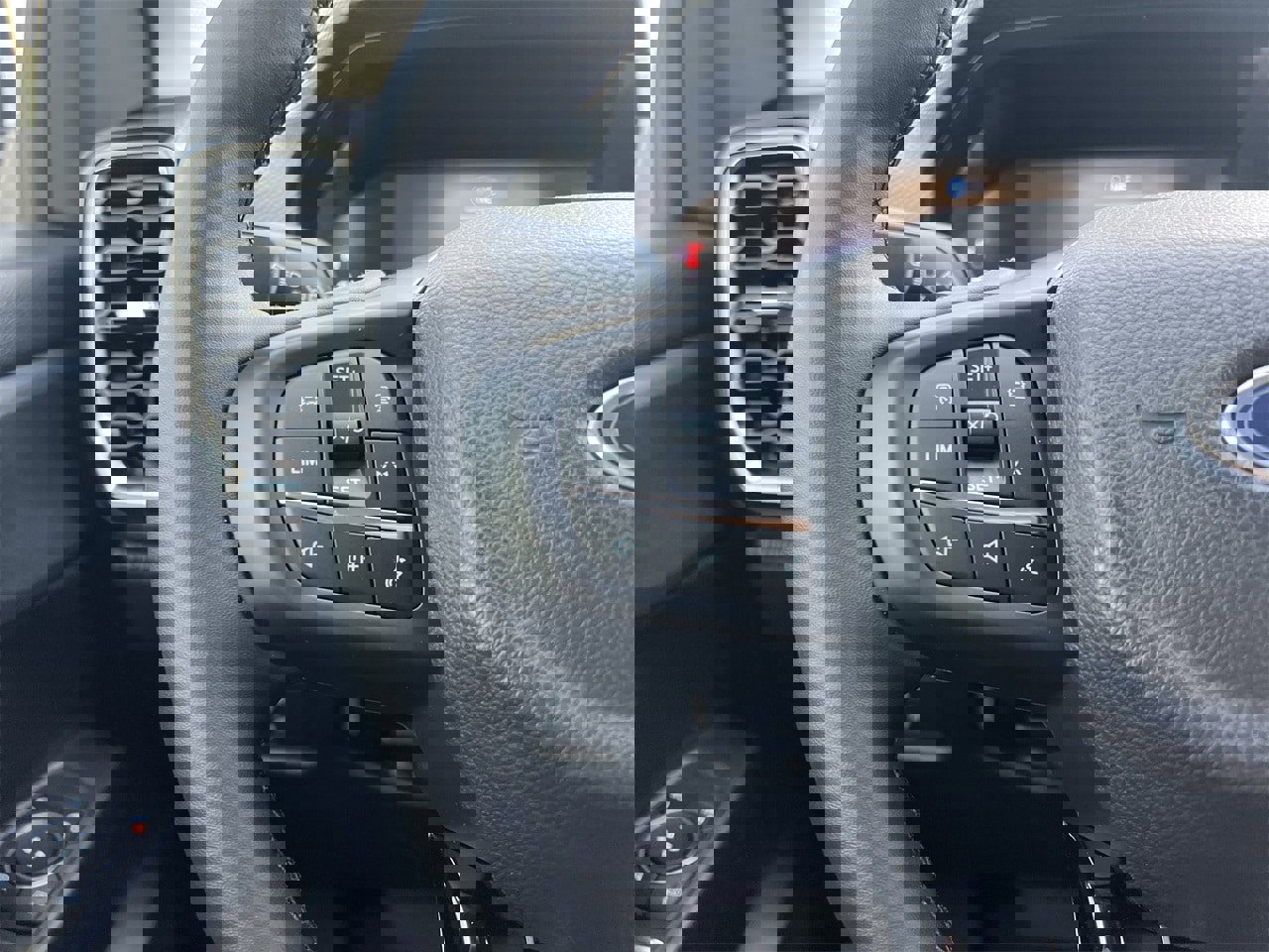 New 2025 Ford Ranger XLT image 10