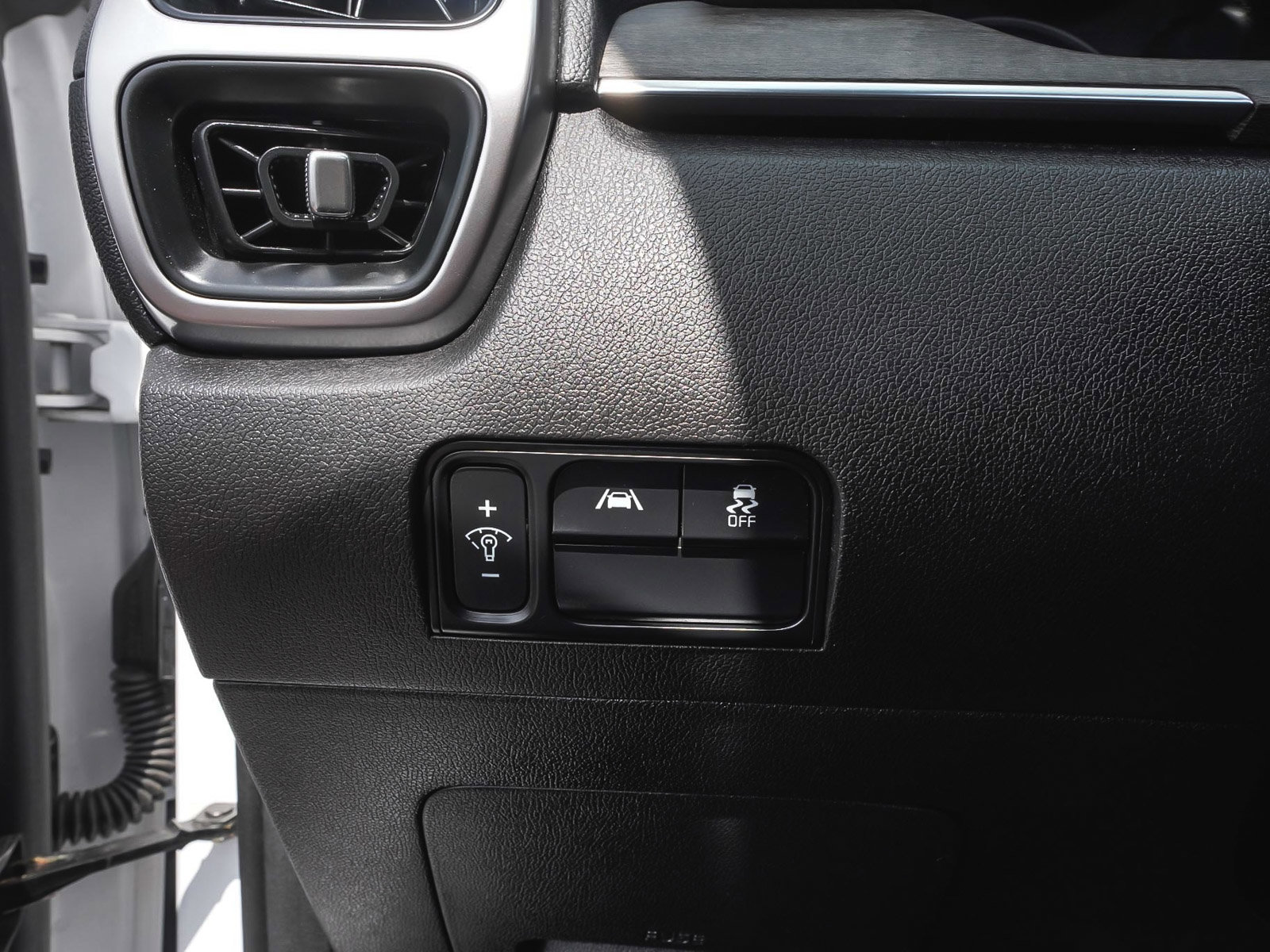 Used 2023 Kia Sorento S w/ Panoramic Sunroof Package image 16