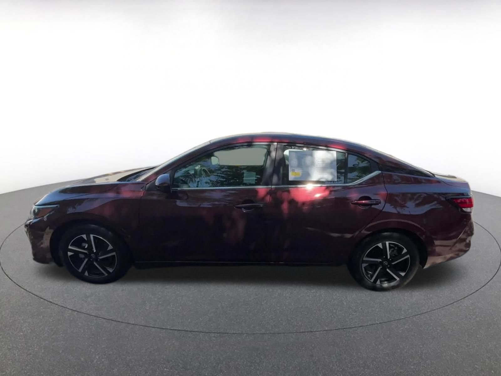 Used 2024 Nissan Altima 2.5 SV FWD image 7