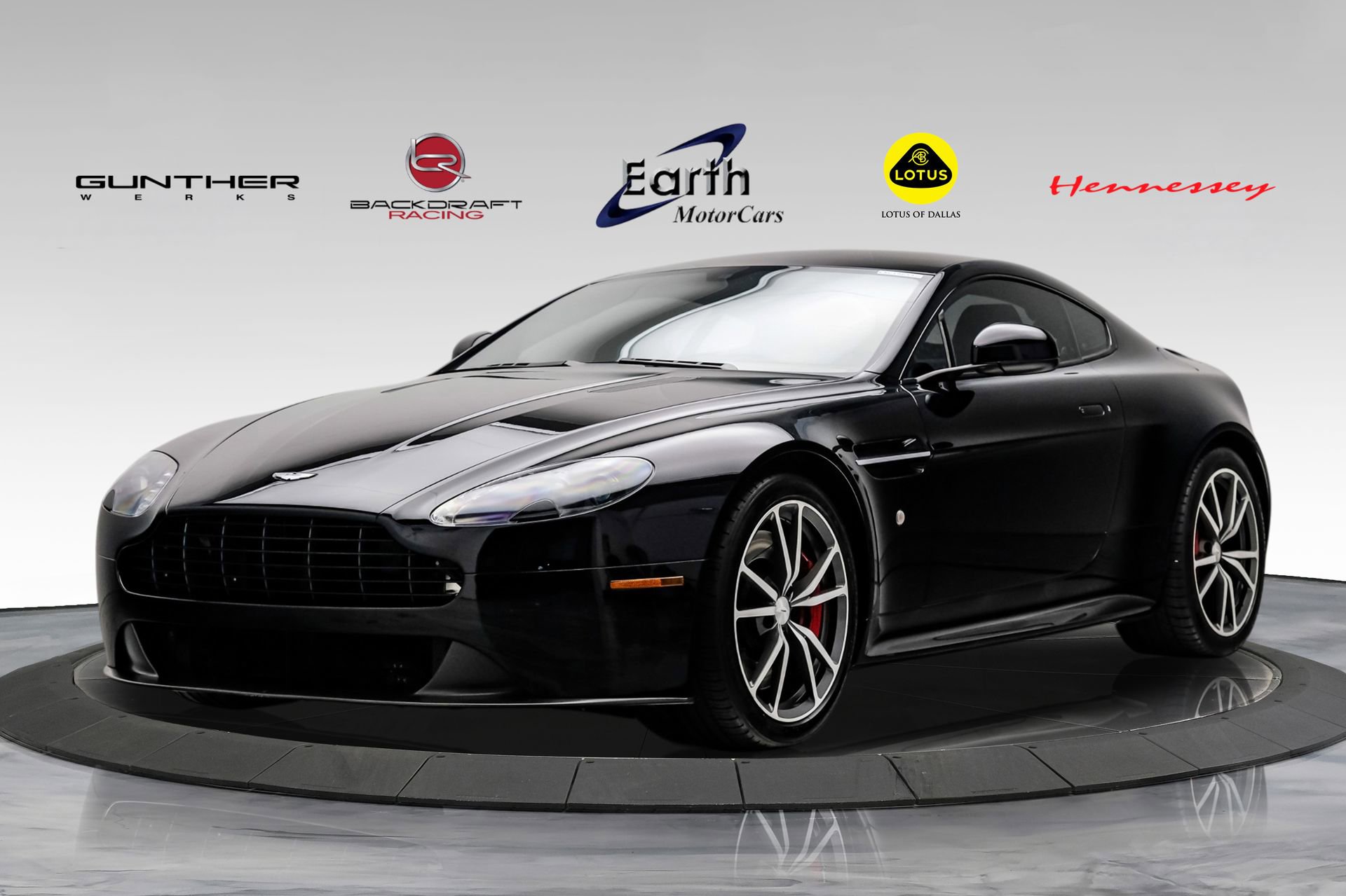 Used 2015 Aston Martin V8 Vantage GT RWD image 1