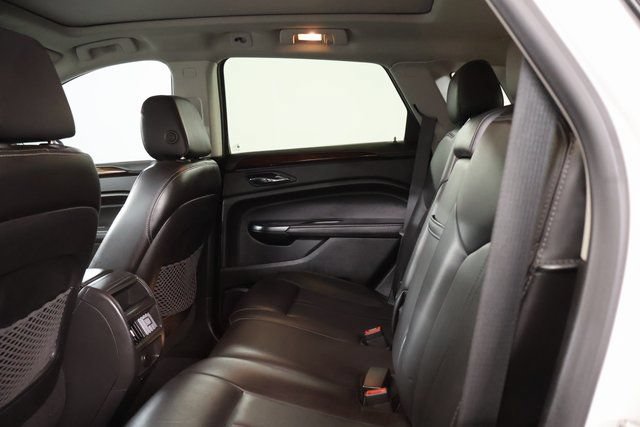 Used 2014 Cadillac SRX Luxury w/ Driver Awareness Package AWD/4WD image 31