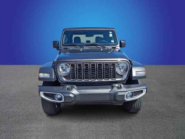 Used 2024 Jeep Gladiator Sport image 2