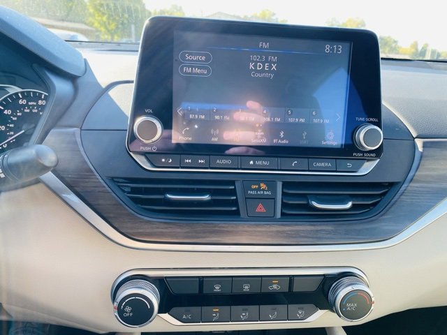 Used 2025 Nissan Altima 2.5 SV image 30