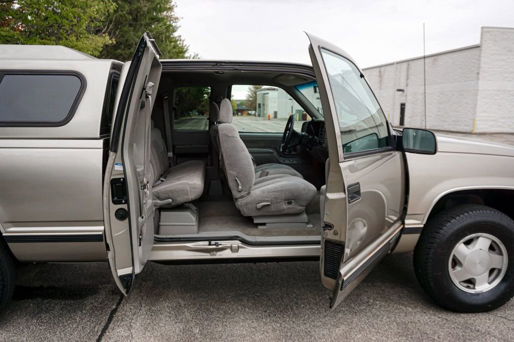 Used 1998 Chevrolet Silverado 1500 4x4 Extended Cab w/ Preferred Equipment Group 2 image 54