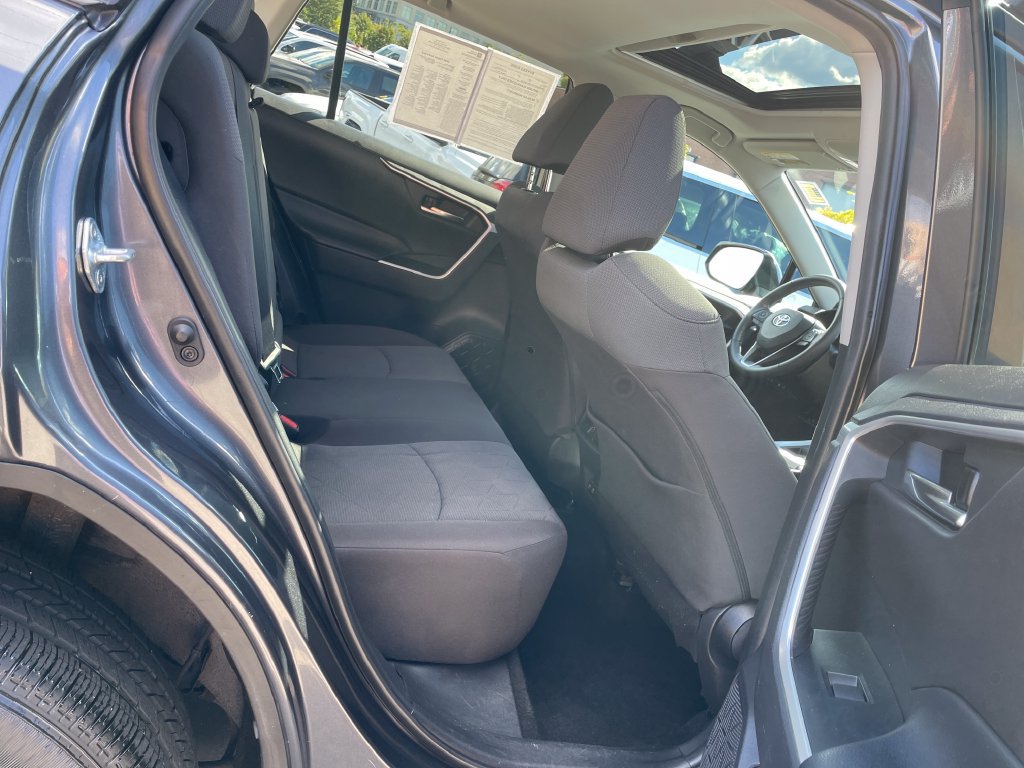 Used 2020 Toyota RAV4 XLE w/ Convenience Package AWD/4WD image 23