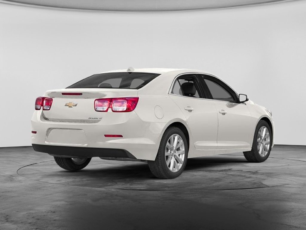 Used 2013 Chevrolet Malibu LT FWD image 2