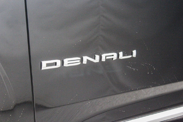 New 2026 GMC Yukon Denali w/ Sun & Power Step Package AWD/4WD image 32
