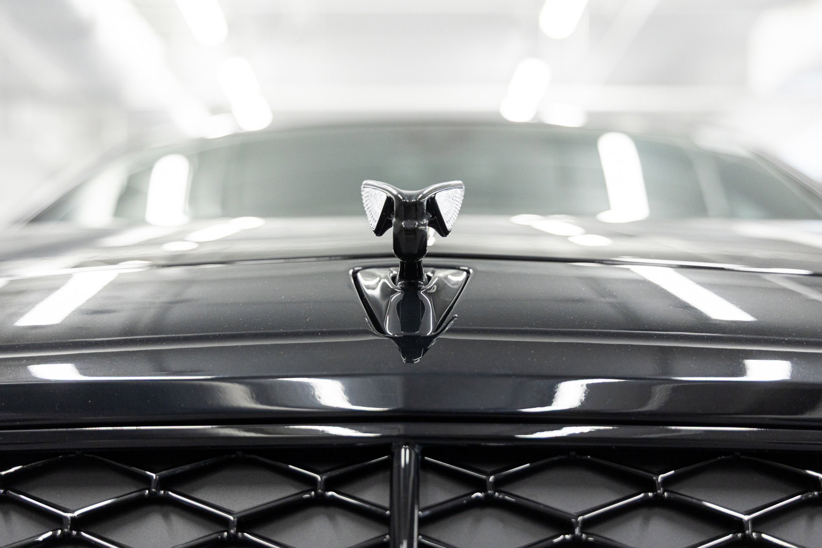 New 2025 Bentley Flying Spur Plug-In Hybrid image 9