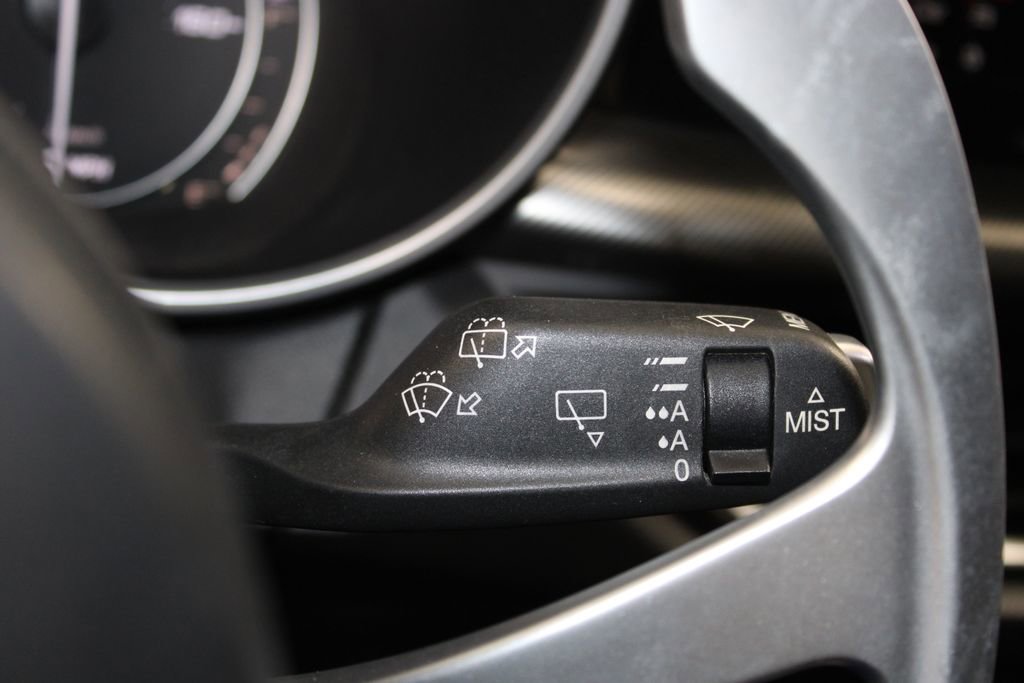 Used 2018 Alfa Romeo Stelvio Ti Sport image 25