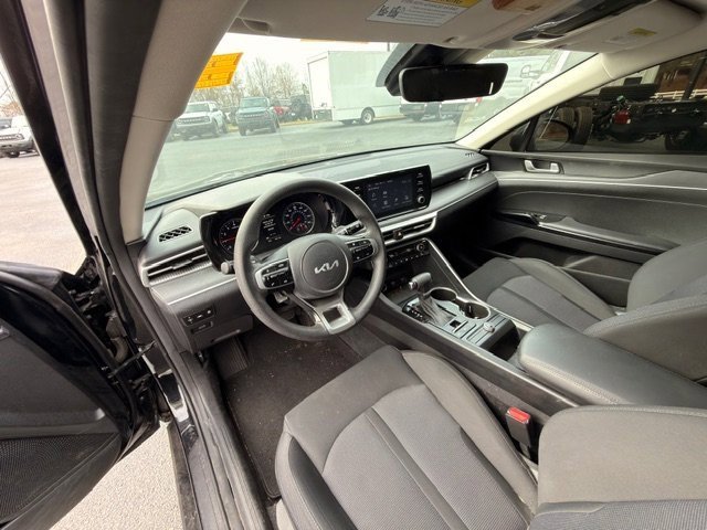 Used 2022 Kia K5 LXS image 6