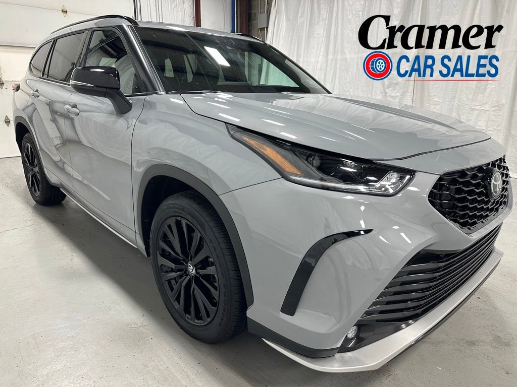 Used 2025 Toyota Highlander XSE AWD/4WD image 1