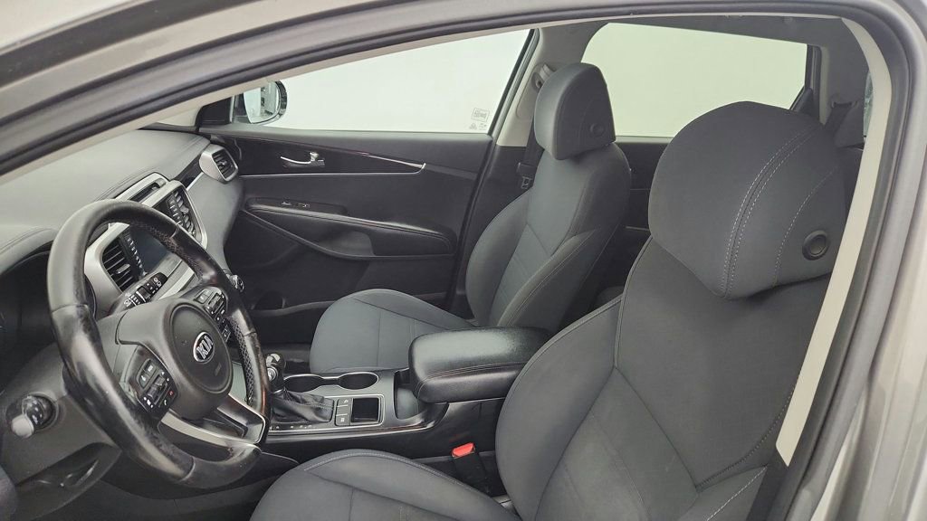 Used 2017 Kia Sorento FWD w/ LX Convenience Package image 38
