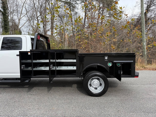 New 2026 RAM 5500 Tradesman AWD/4WD image 11