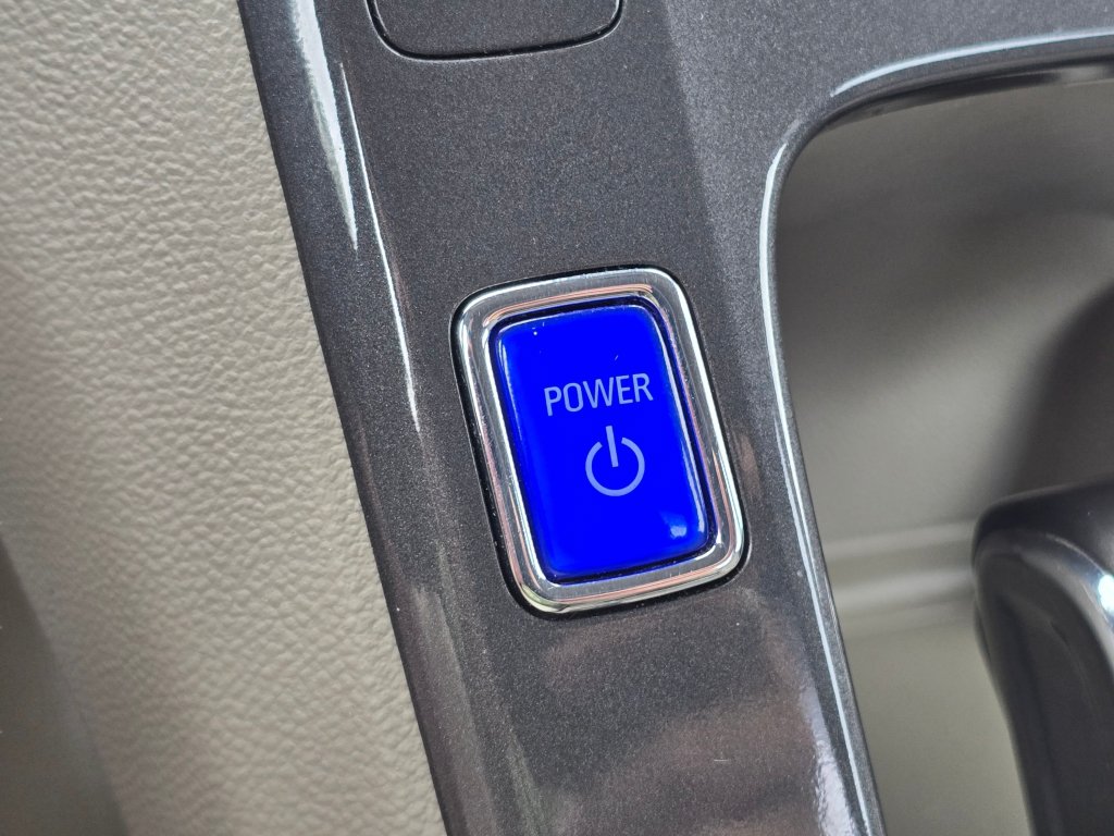 Used 2013 Chevrolet Volt Premium w/ Premium Trim Package FWD image 12