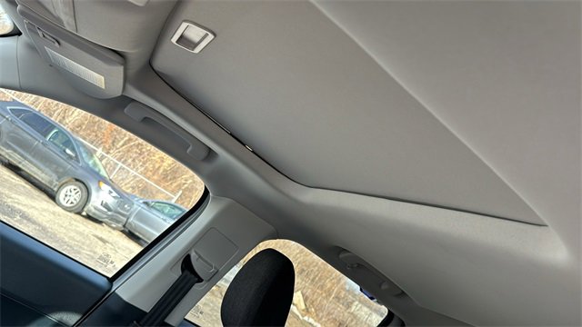 Certified 2025 Ford Maverick XLT w/ XLT Luxury Package image 7