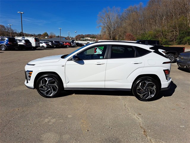 Used 2024 Hyundai Kona N Line image 2