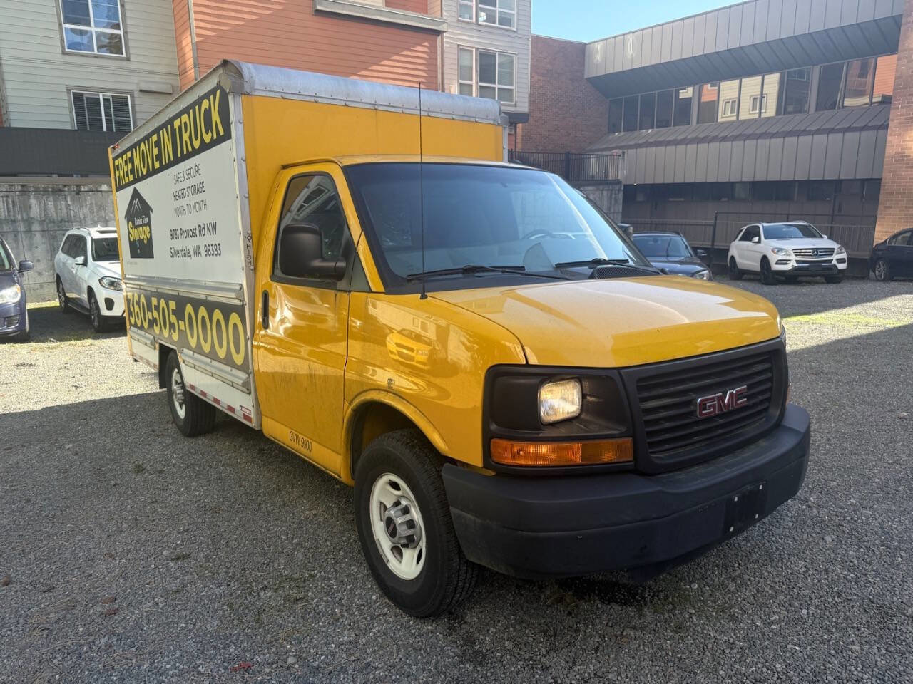 Used 2015 GMC Savana 3500 image 1