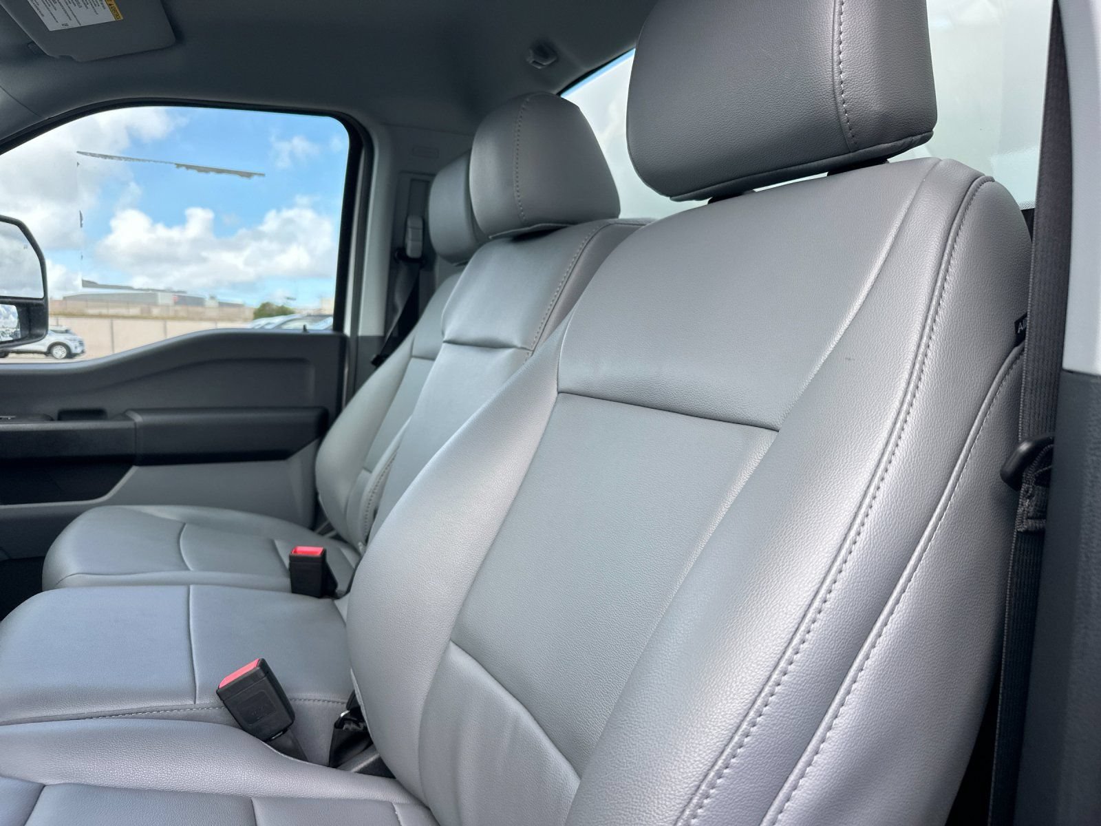 New 2026 Ford F550 4x4 Regular Cab Super Duty image 13
