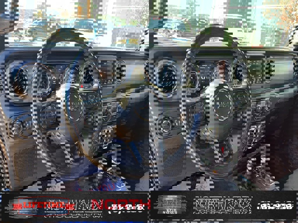Used 2021 Jeep Gladiator Sport image 6