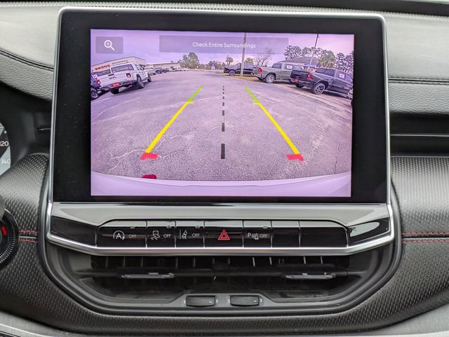 Used 2023 Jeep Compass Trailhawk image 19