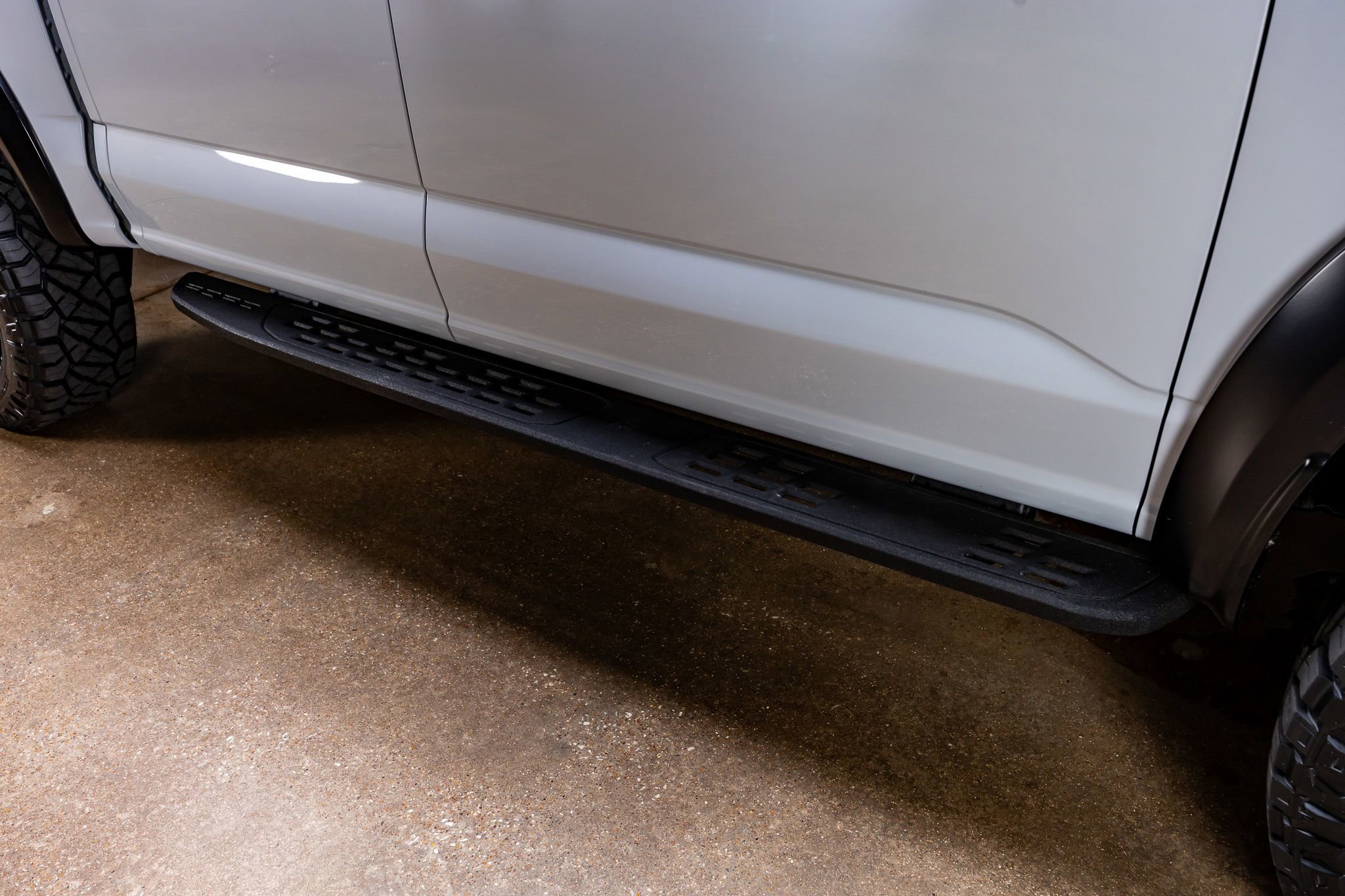 Used 2025 Ford F150 Raptor AWD/4WD image 13