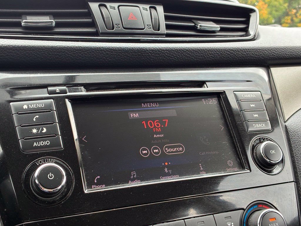 Used 2019 Nissan Rogue Sport S AWD/4WD image 6