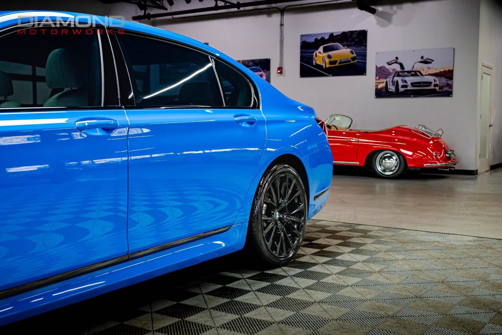 Used 2021 BMW 750i xDrive w/ Executive Package image 22