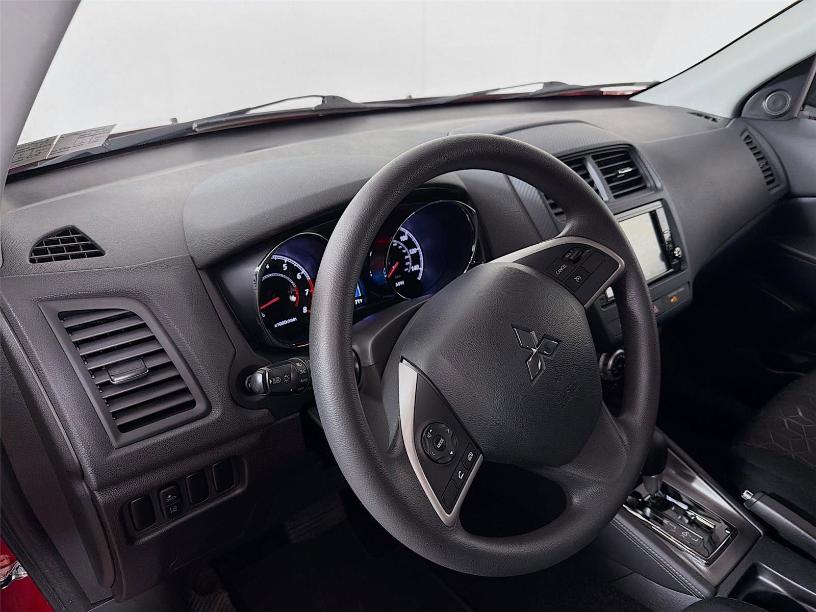 Used 2023 Mitsubishi Outlander Sport ES image 9