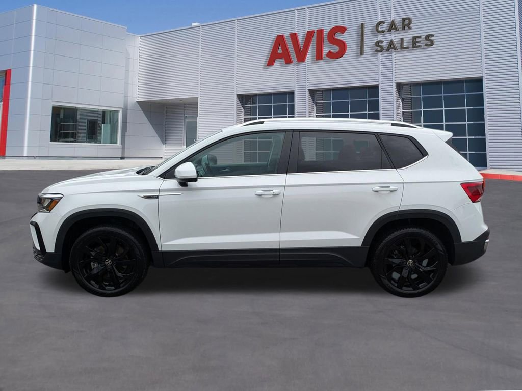 Used 2024 Volkswagen Taos SE image 10