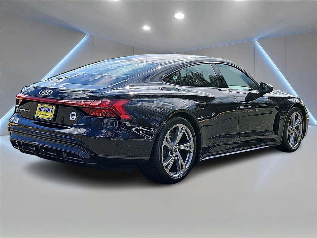 Used 2023 Audi e-tron GT Premium Plus image 7