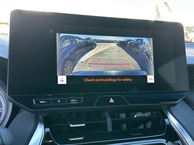 Certified 2024 Toyota Venza Nightshade image 16