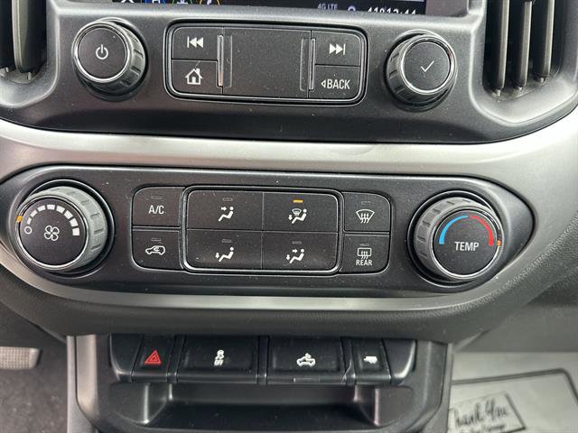Used 2022 Chevrolet Colorado LT w/ LT Convenience Package AWD/4WD image 16