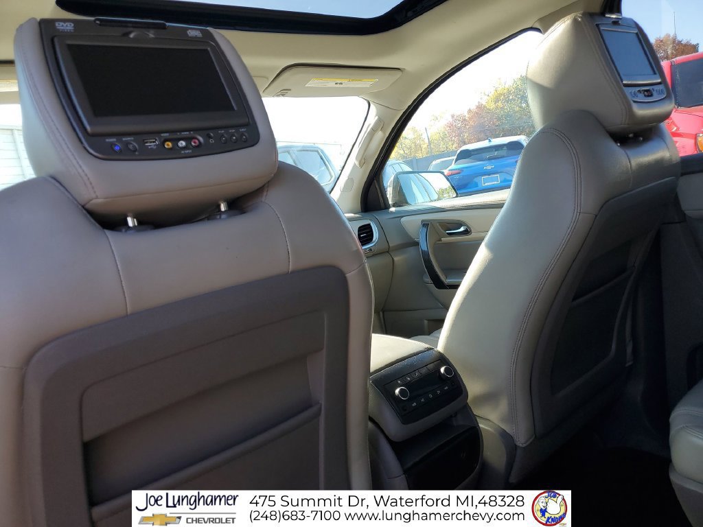 Used 2017 Chevrolet Traverse Premier w/ LPO, 'HIT The Road' Package AWD/4WD image 22