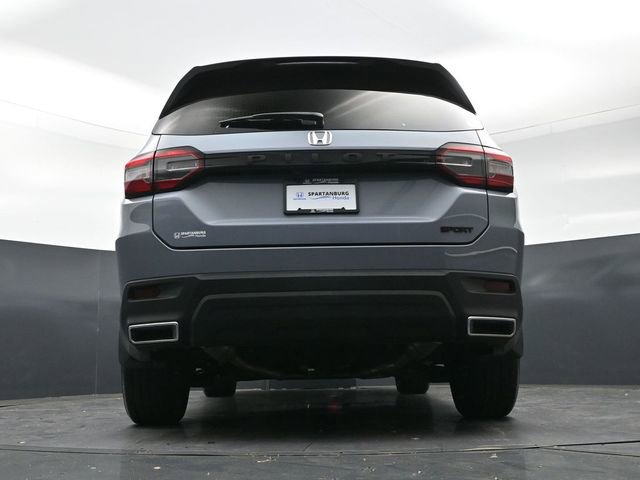 Used 2023 Honda Pilot Sport image 23