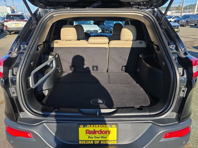 Used 2017 Jeep Cherokee Limited w/ Technology Group image 15