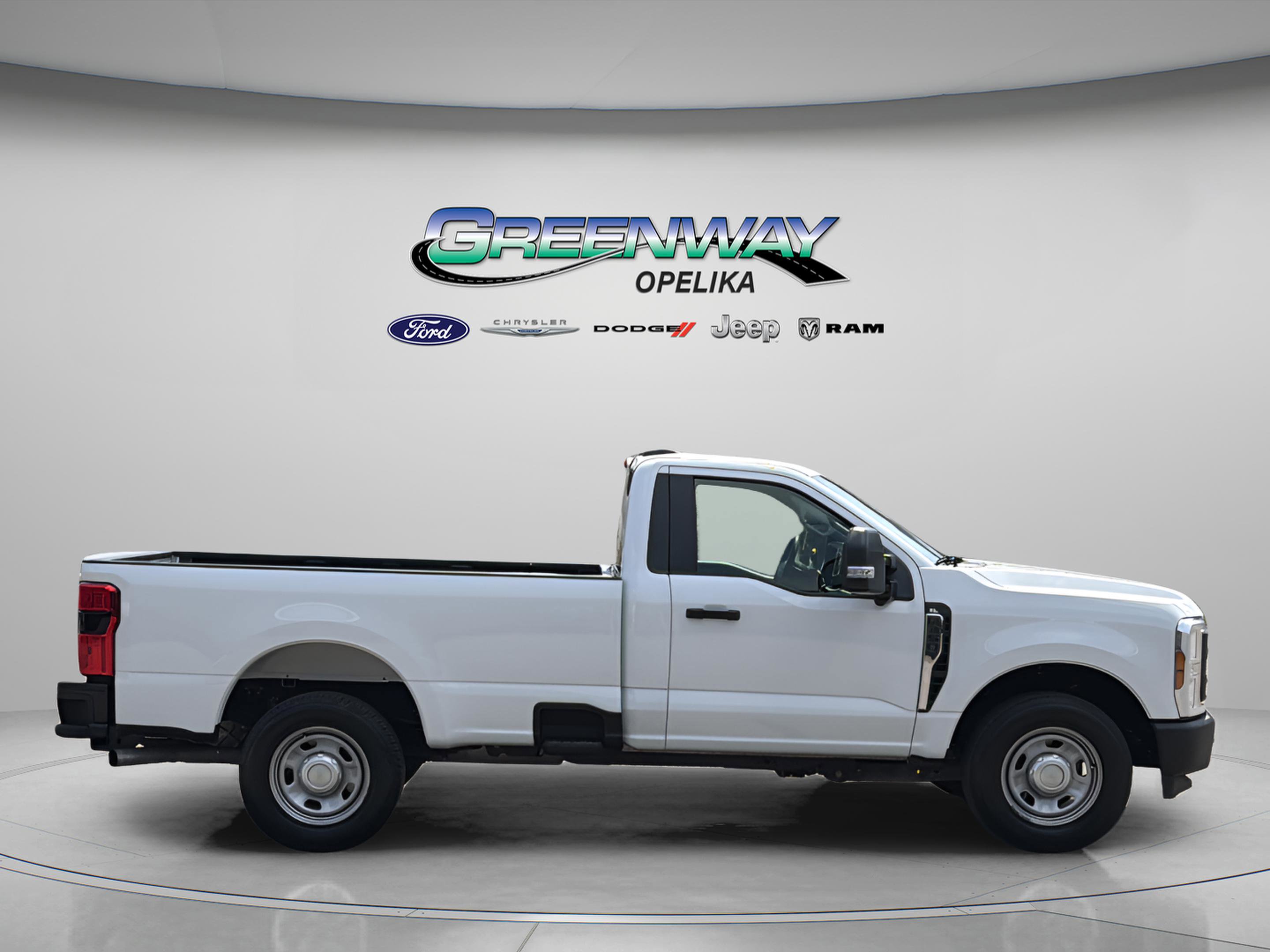 Used 2024 Ford F350 XL w/ 360-Degree Camera Package image 9