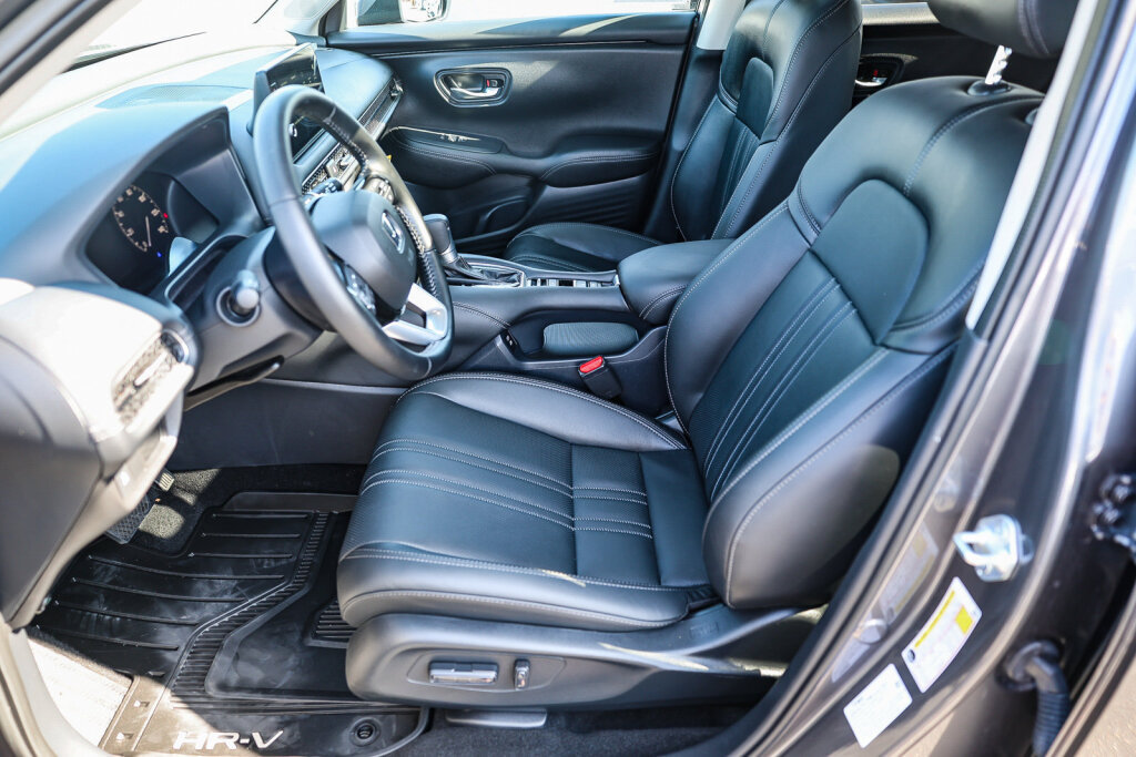 Used 2027 Honda HR-V EX-L image 10