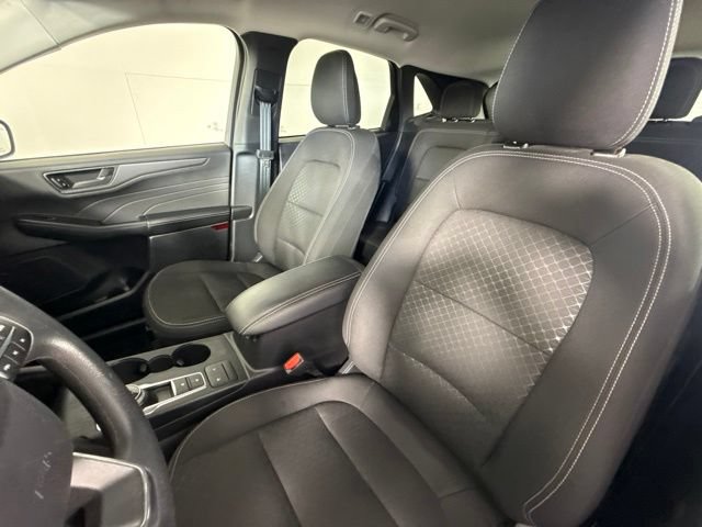 Used 2025 Ford Escape Active FWD image 16